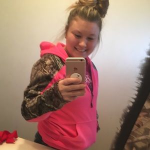 Meet your Posher, Samantha